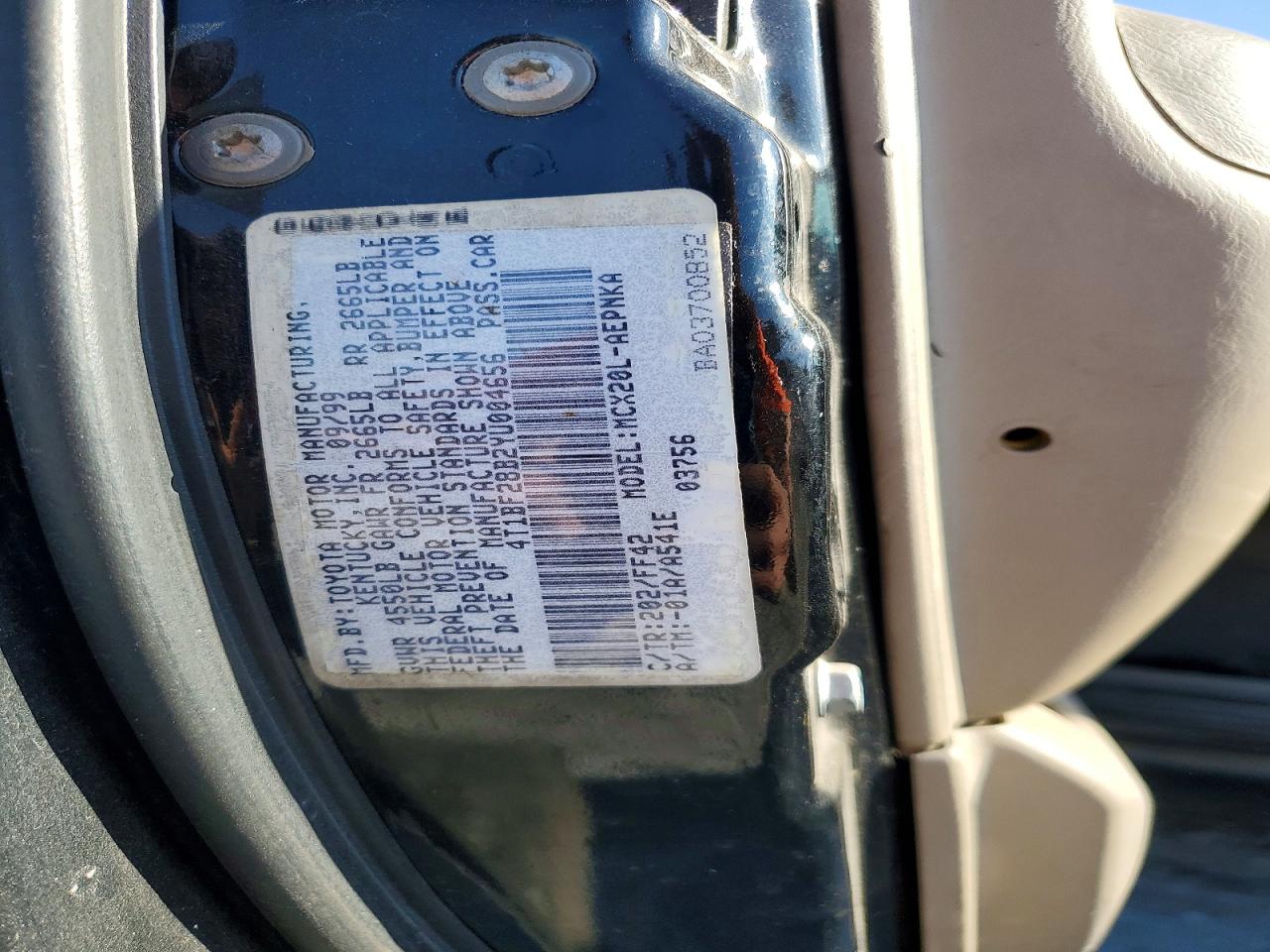 2000 TOYOTA AVALON photo 12