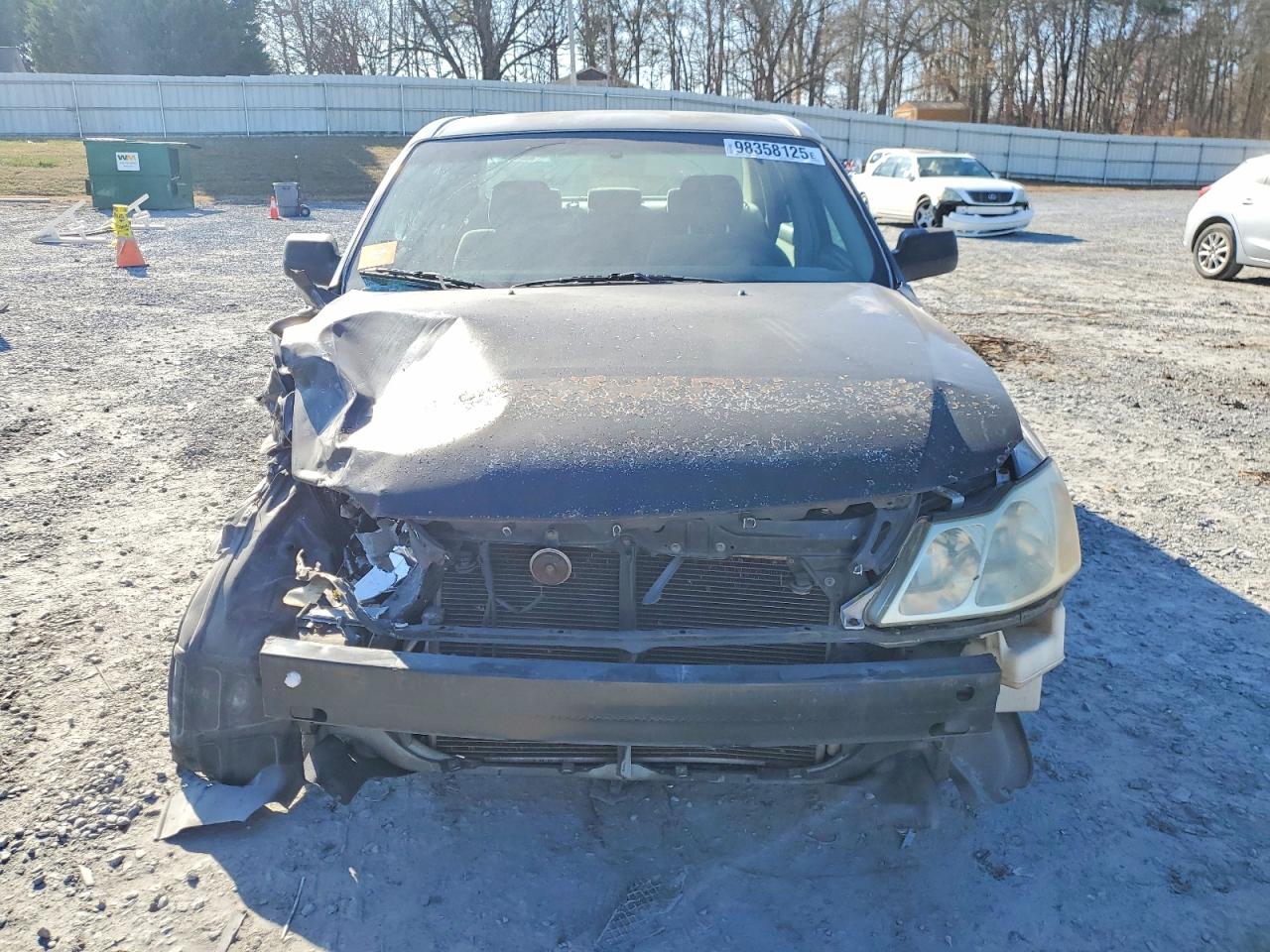 2000 TOYOTA AVALON photo 5