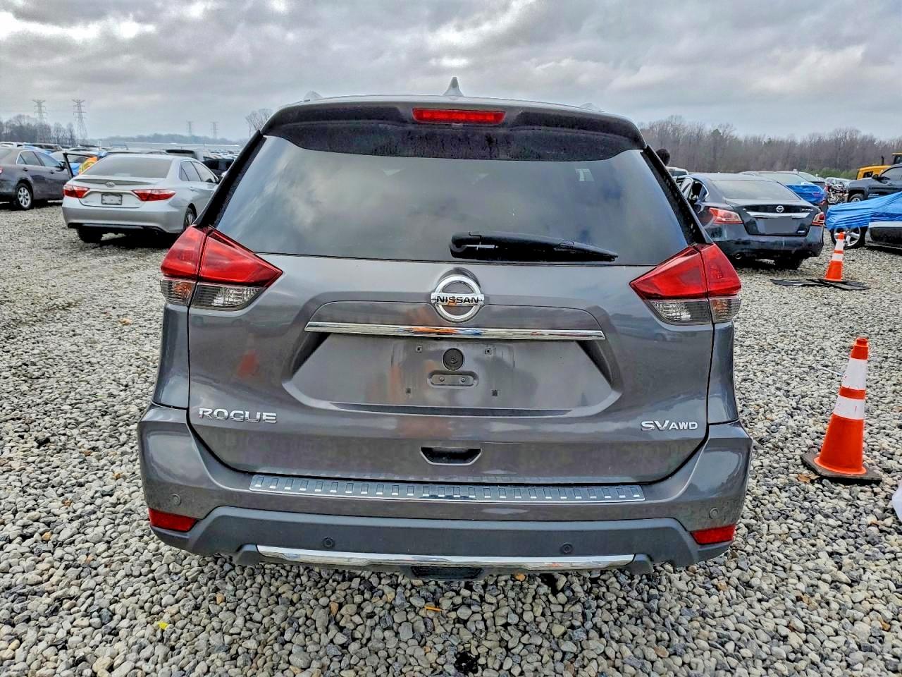 2019 NISSAN ROGUE S photo 6