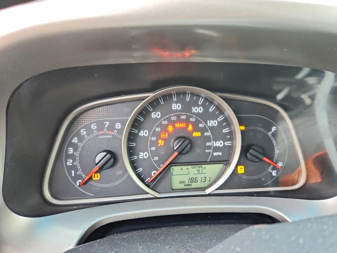 2013 TOYOTA RAV4 LE photo 9
