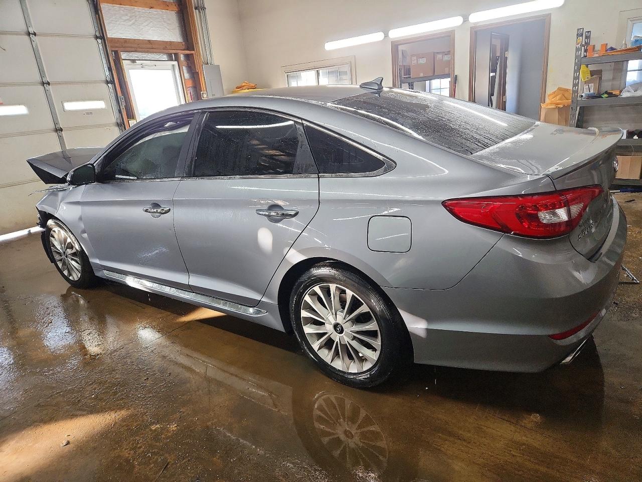 2015 HYUNDAI SONATA SPORT photo 2