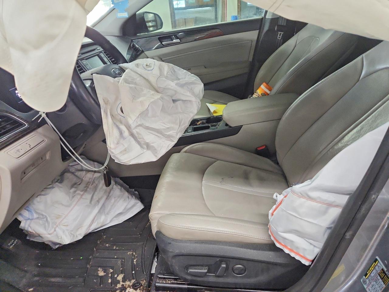 2015 HYUNDAI SONATA SPORT photo 7