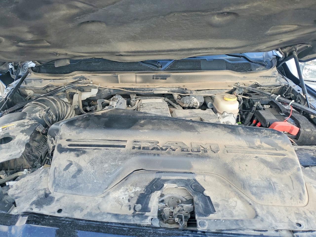 2022 RAM 3500 photo 11