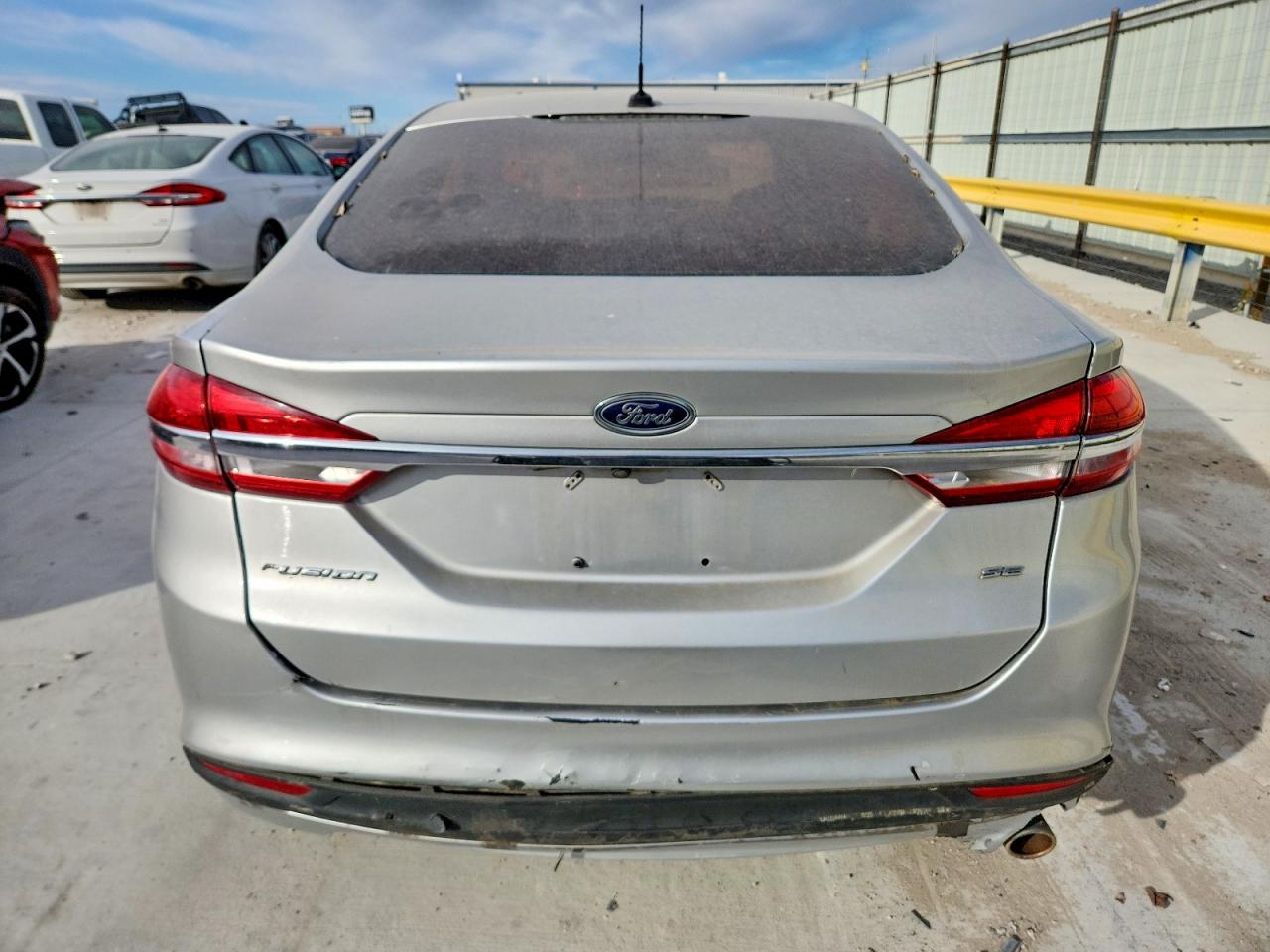 2017 FORD FUSION SE photo 6