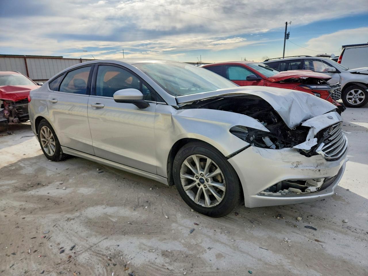 2017 FORD FUSION SE photo 4