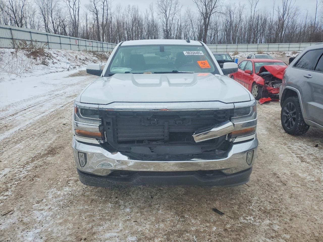 2018 CHEVROLET SILVERADO K1500 LT photo 5