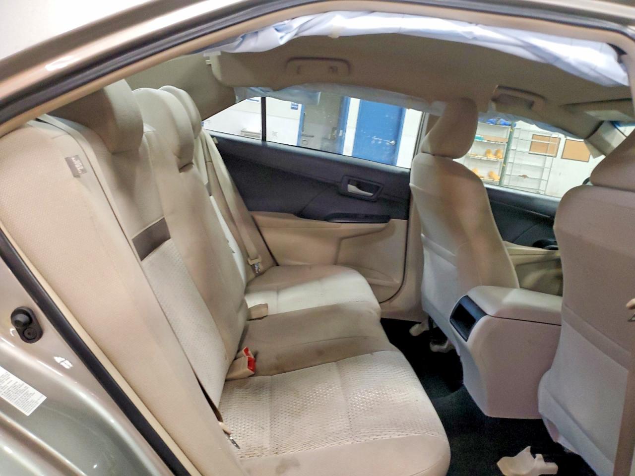 2013 TOYOTA CAMRY L photo 10