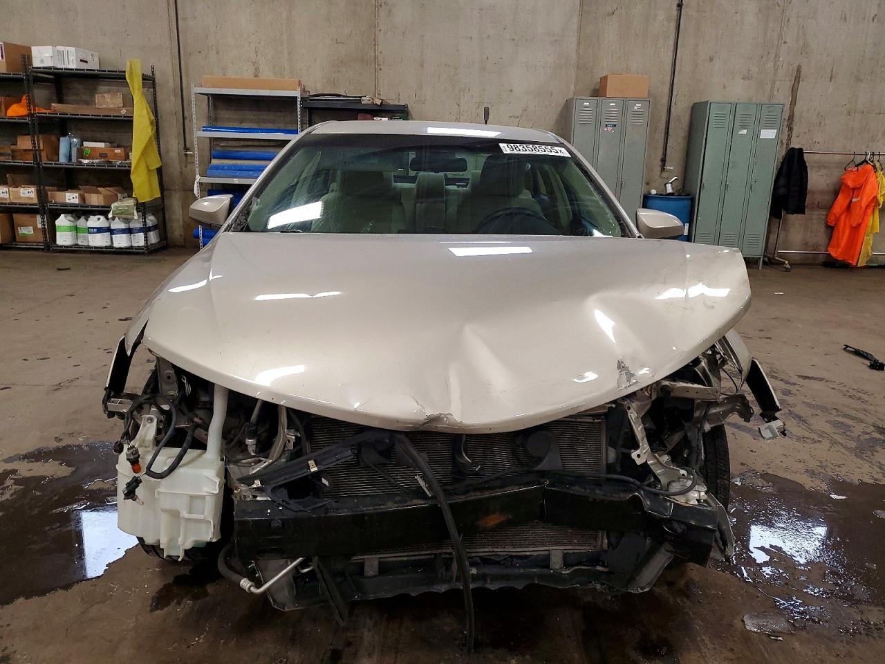 2013 TOYOTA CAMRY L photo 5