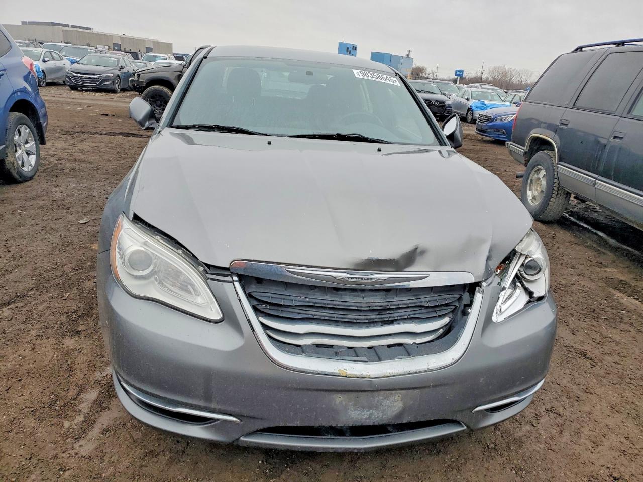 2013 CHRYSLER 200 TOURING photo 5