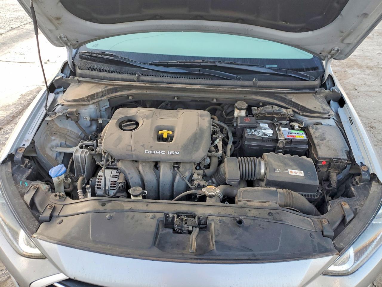 2017 HYUNDAI ELANTRA SE photo 11