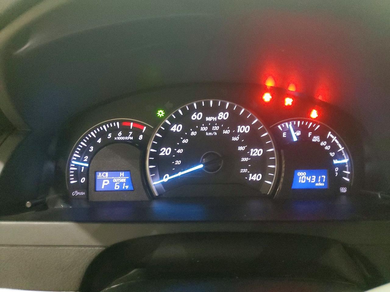 2014 TOYOTA CAMRY L photo 9