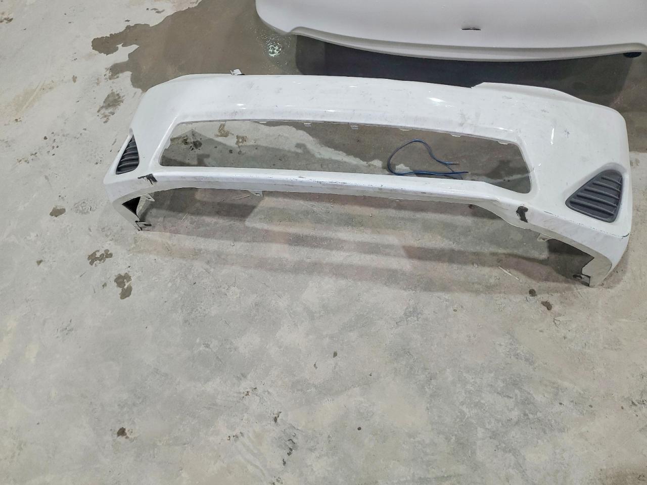 2014 TOYOTA CAMRY L photo 12