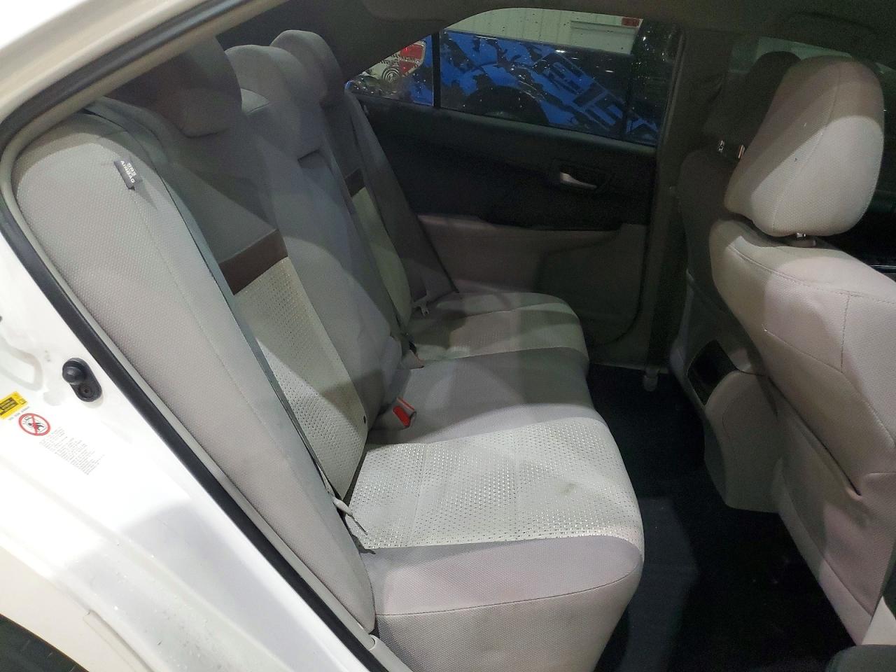 2014 TOYOTA CAMRY L photo 10