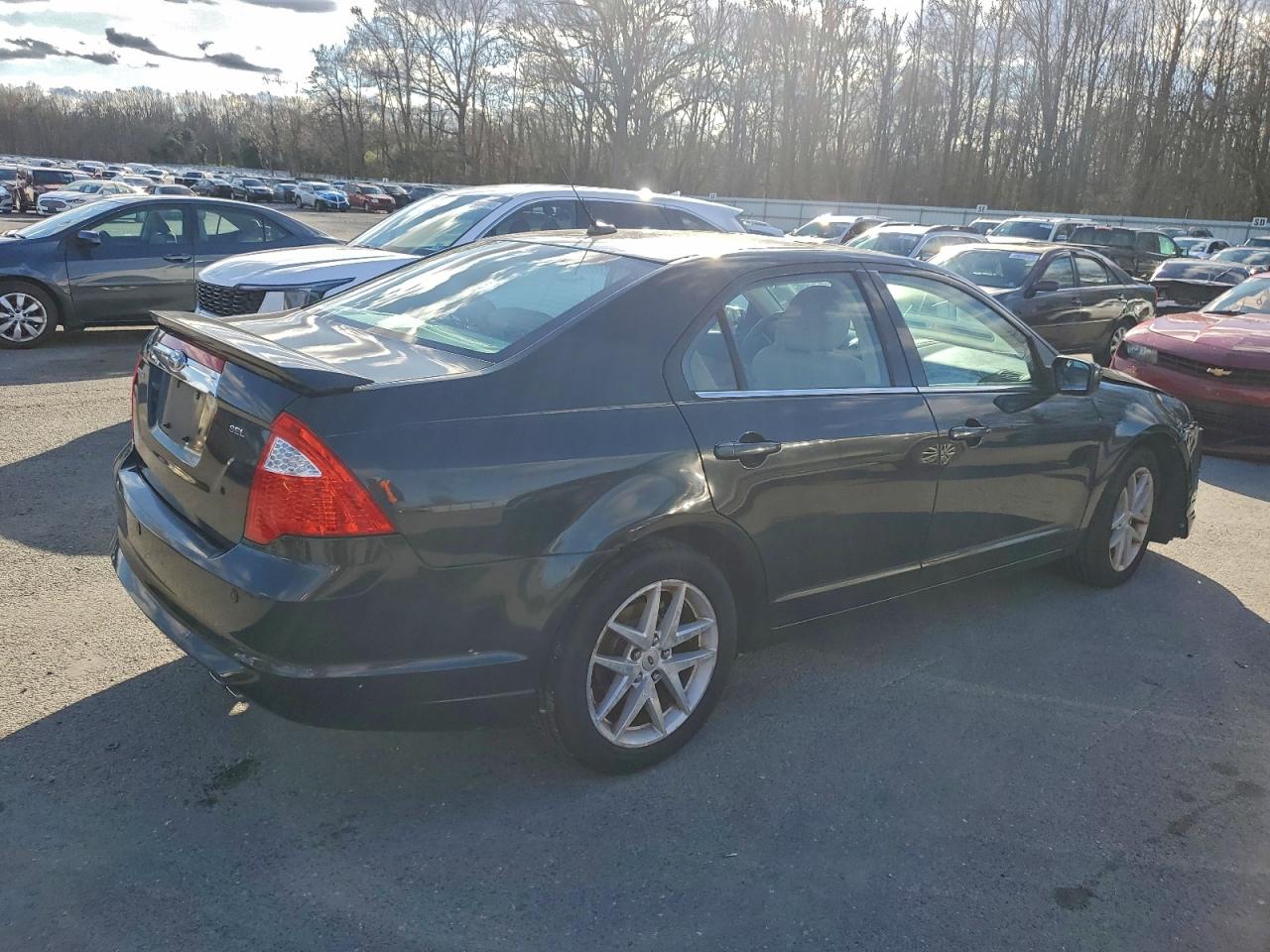 2010 FORD FUSION SEL photo 3