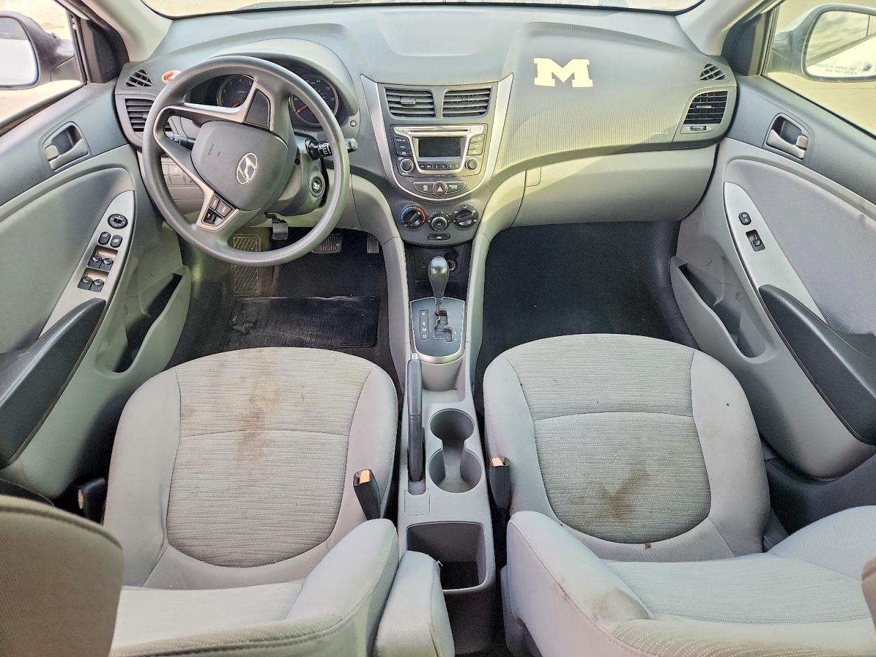 2016 HYUNDAI ACCENT photo 8
