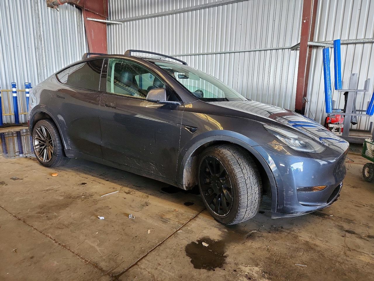 2021 TESLA MODEL Y photo 4