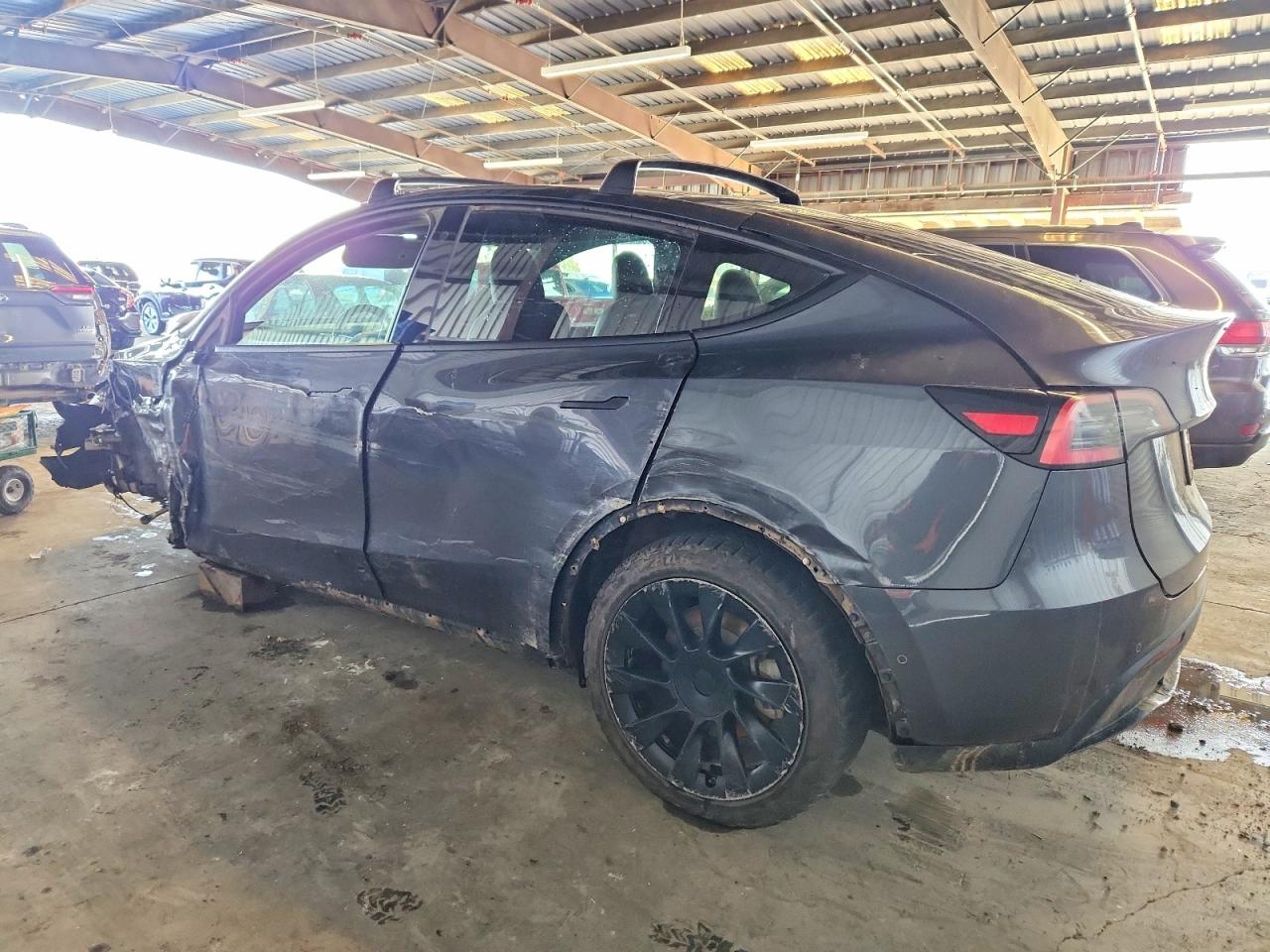 2021 TESLA MODEL Y photo 2