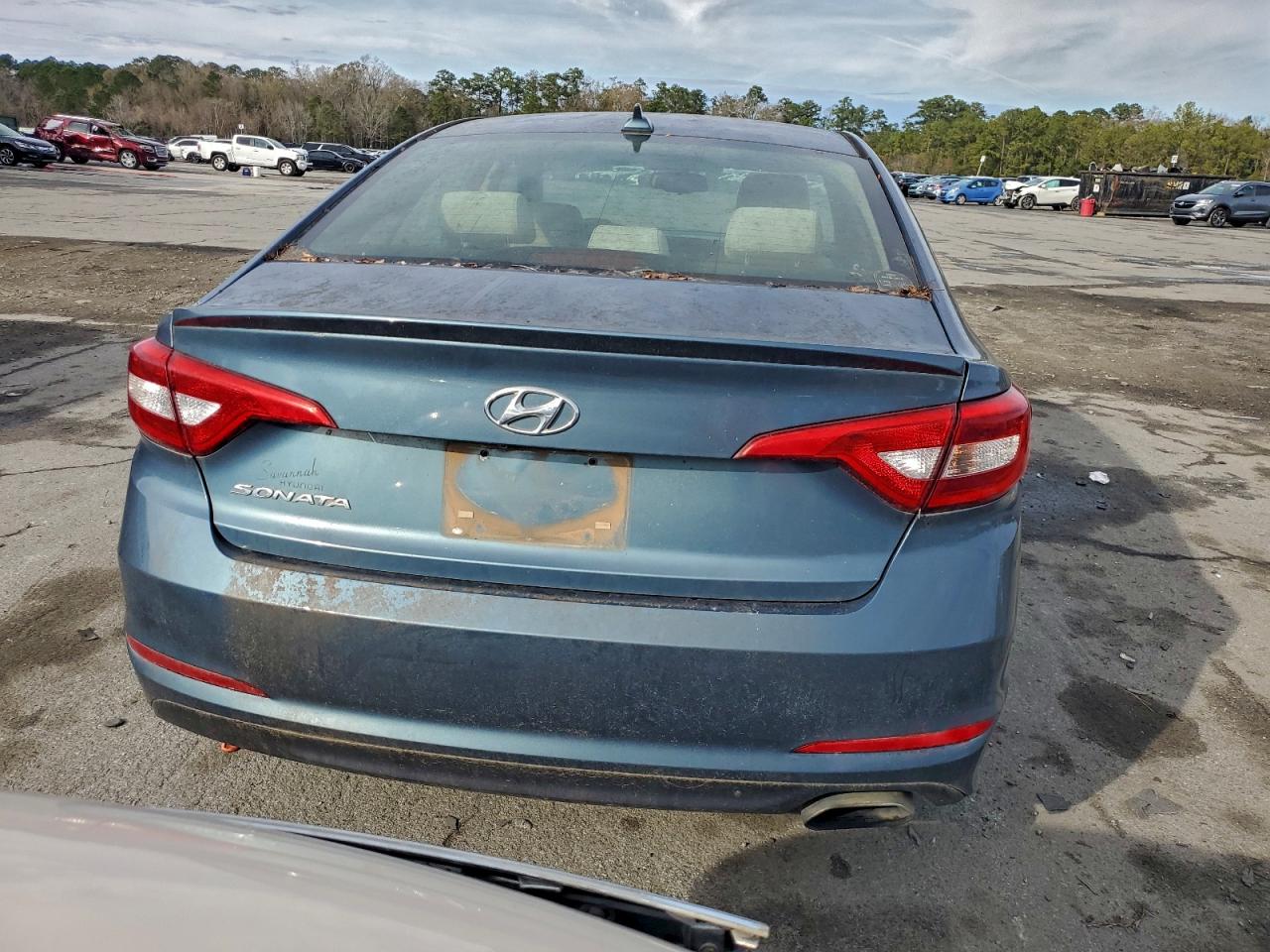 2016 HYUNDAI SONATA SE photo 6