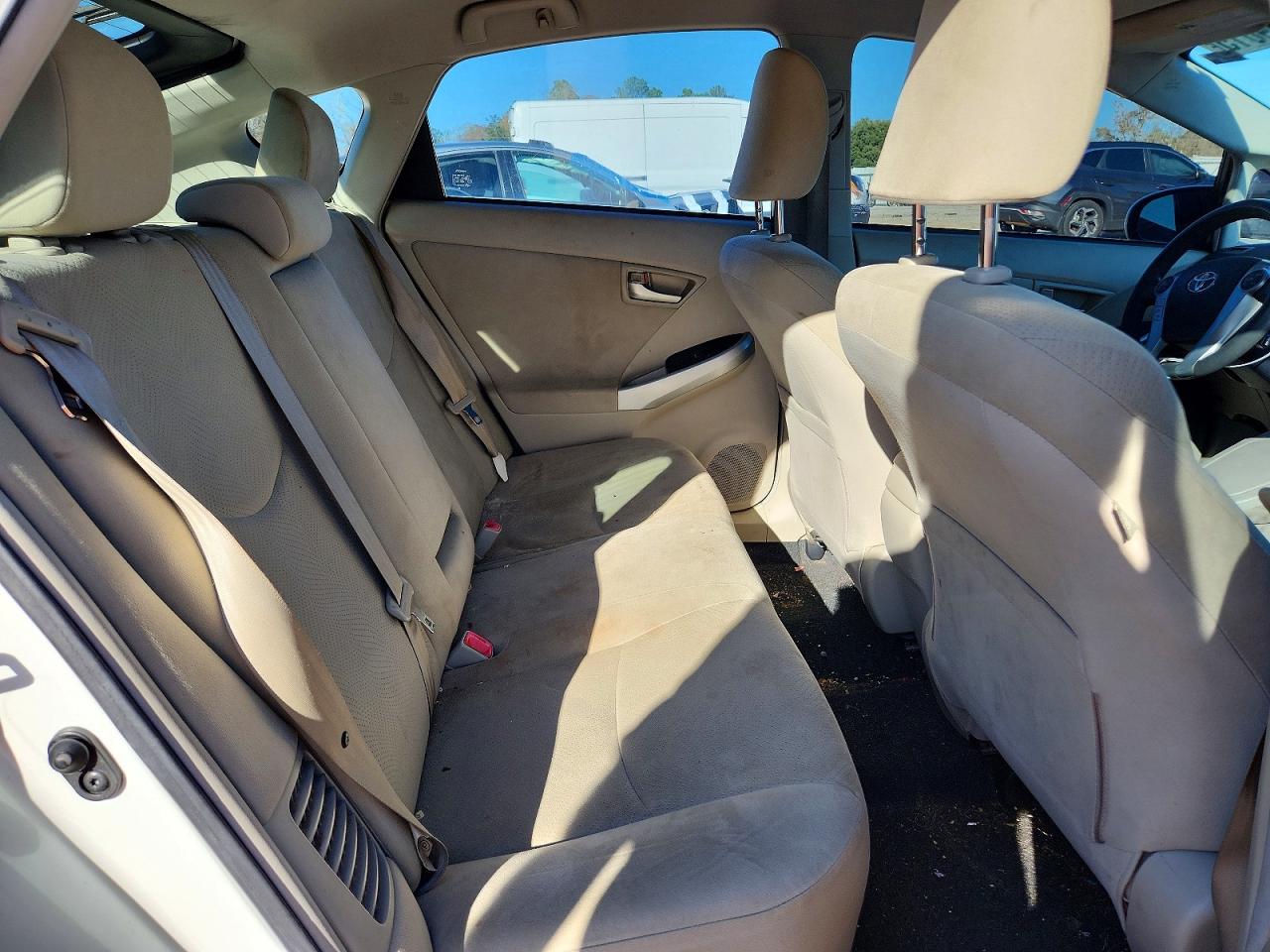 2012 TOYOTA PRIUS photo 10