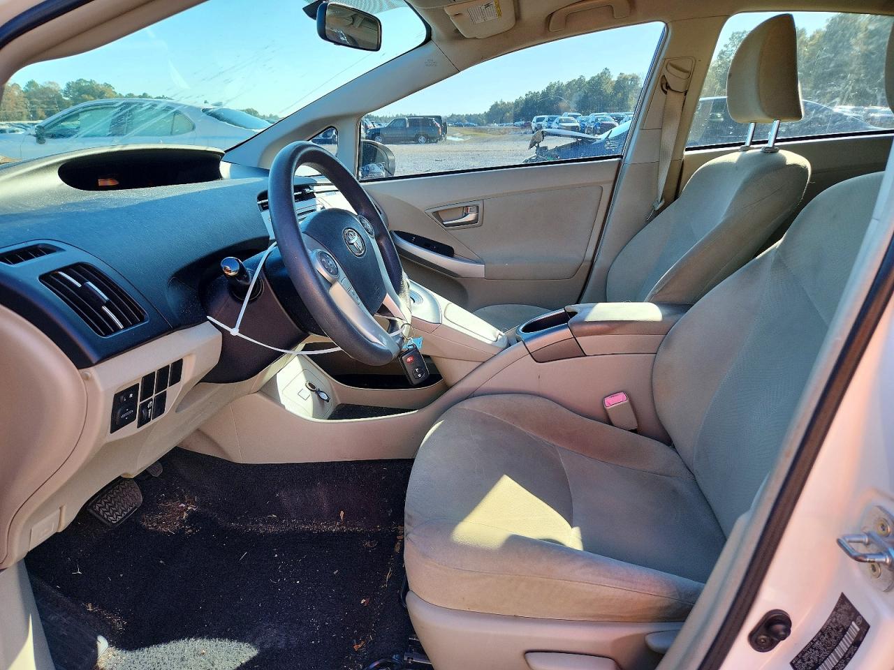2012 TOYOTA PRIUS photo 7