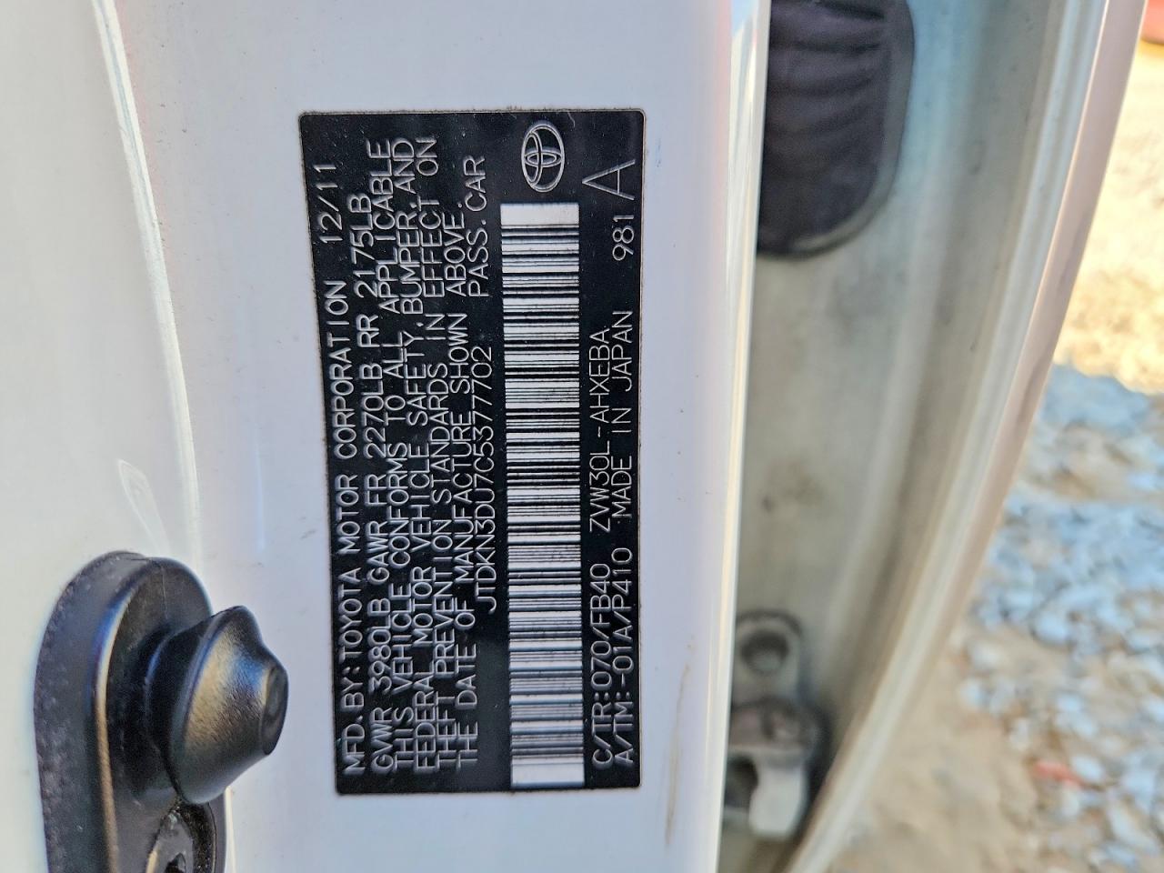 2012 TOYOTA PRIUS photo 12