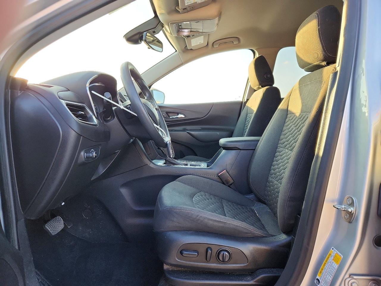 2020 CHEVROLET EQUINOX LT photo 7