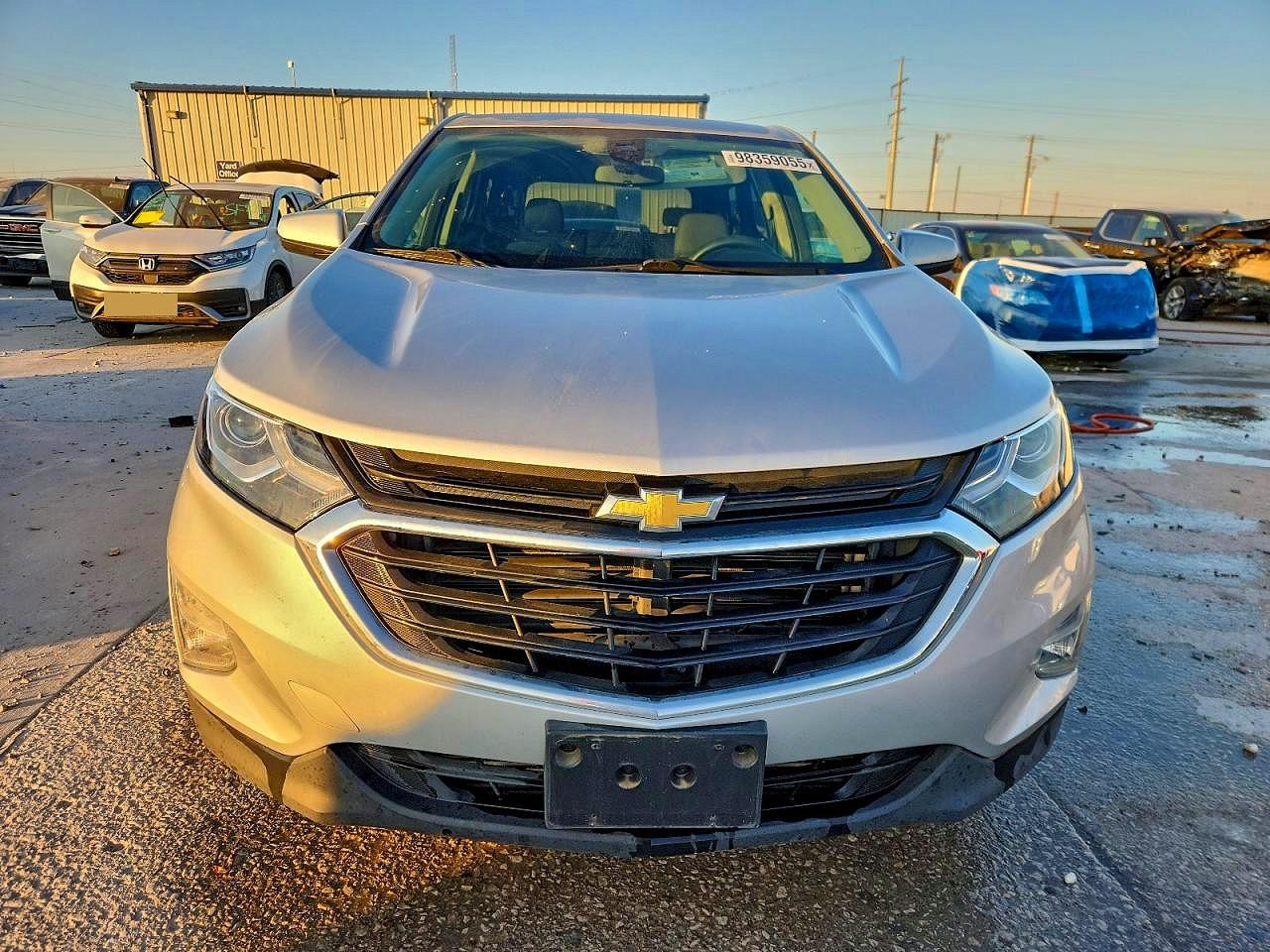 2020 CHEVROLET EQUINOX LT photo 5