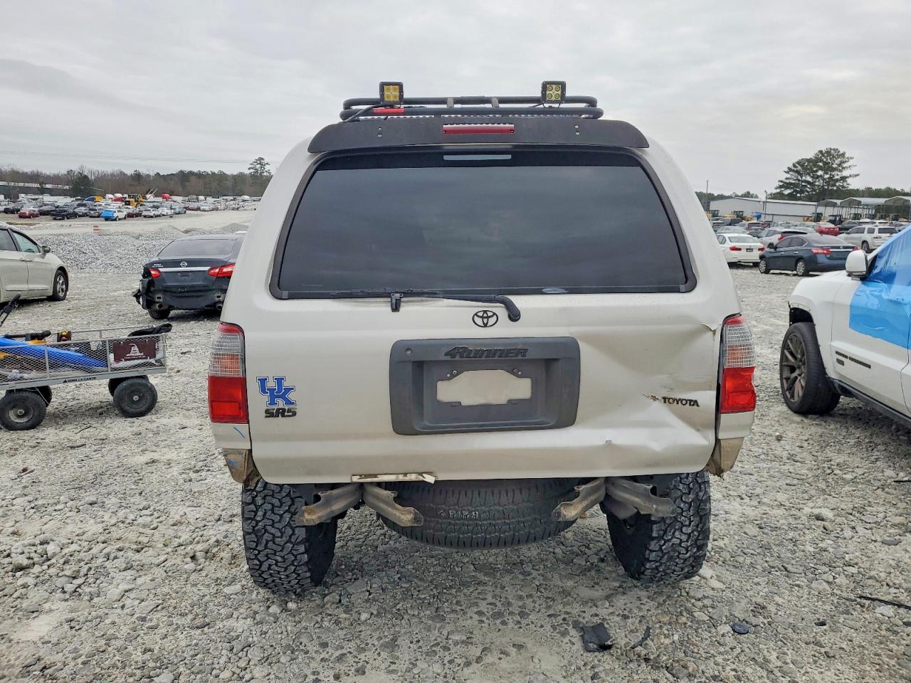 1998 TOYOTA 4RUNNER SR5 photo 6