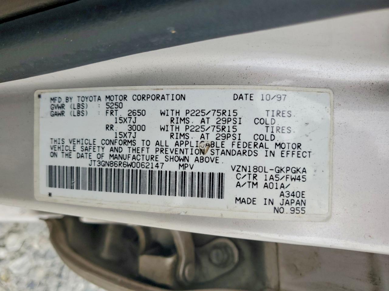 1998 TOYOTA 4RUNNER SR5 photo 14
