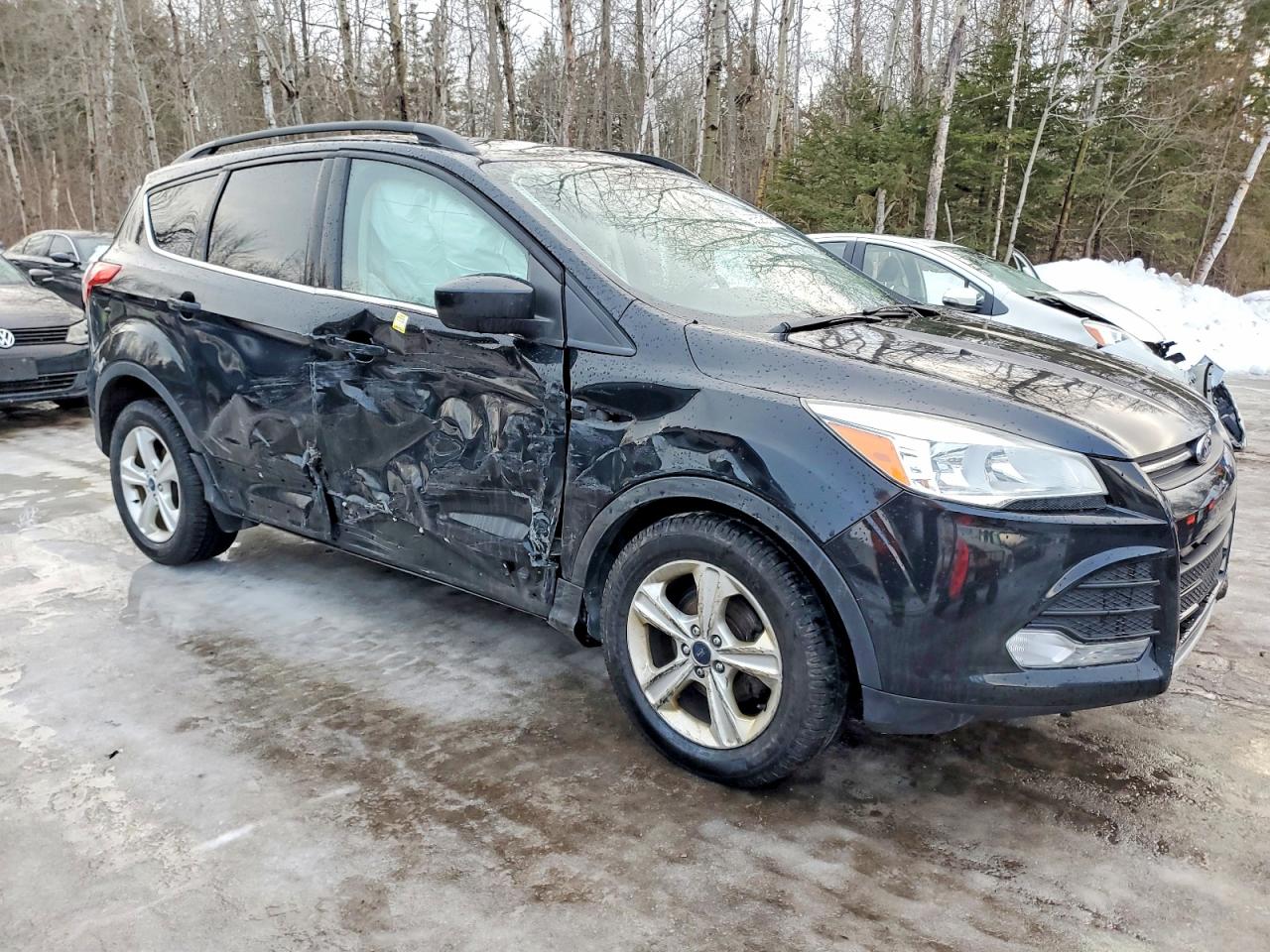2015 FORD ESCAPE SE photo 4