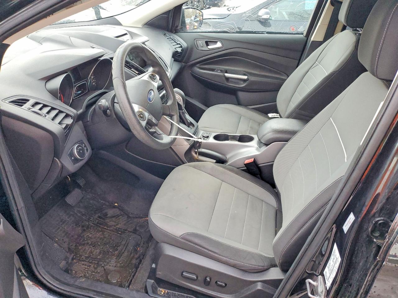 2015 FORD ESCAPE SE photo 7