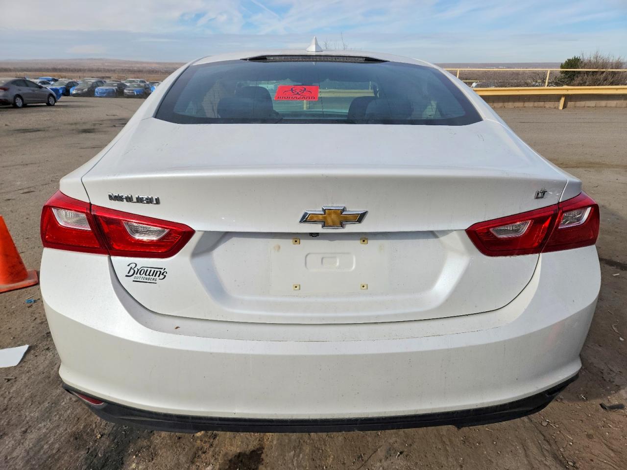 2017 CHEVROLET MALIBU LT photo 6
