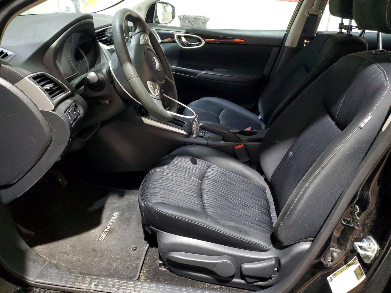 2018 NISSAN SENTRA S photo 7