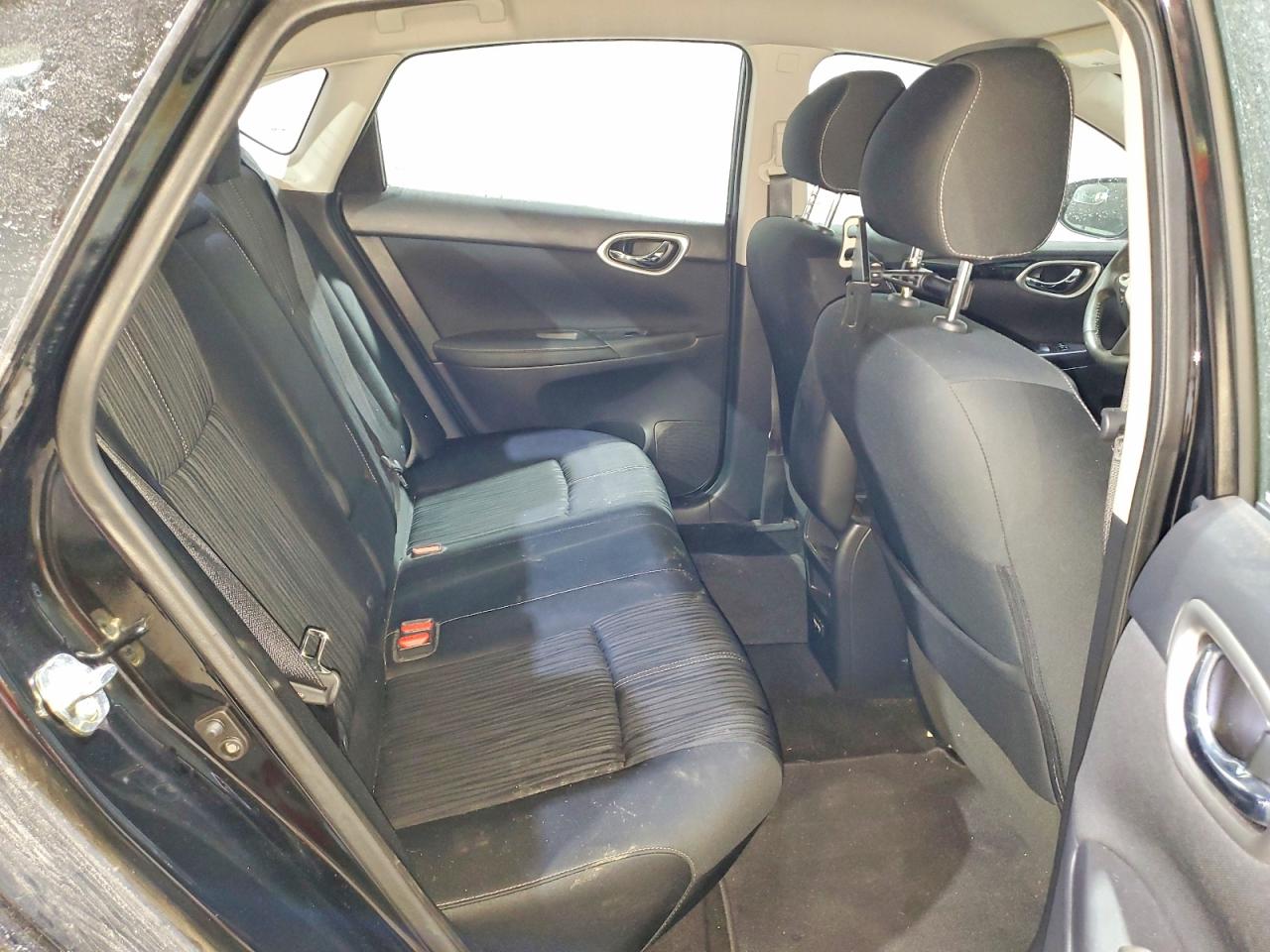 2018 NISSAN SENTRA S photo 10
