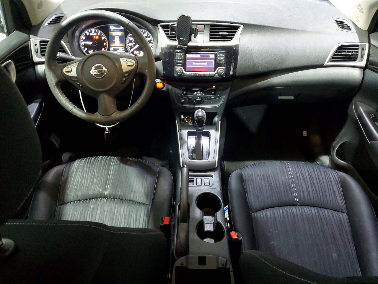 2018 NISSAN SENTRA S photo 8