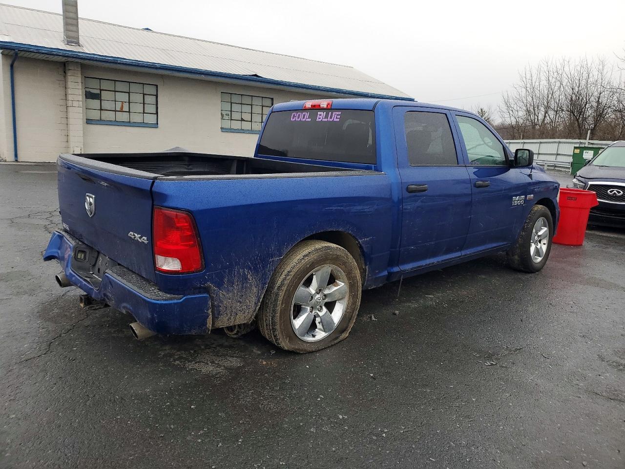2015 RAM 1500 ST photo 3