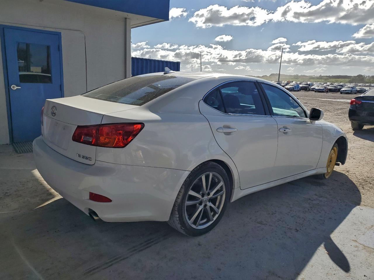 2008 LEXUS IS 250 photo 3