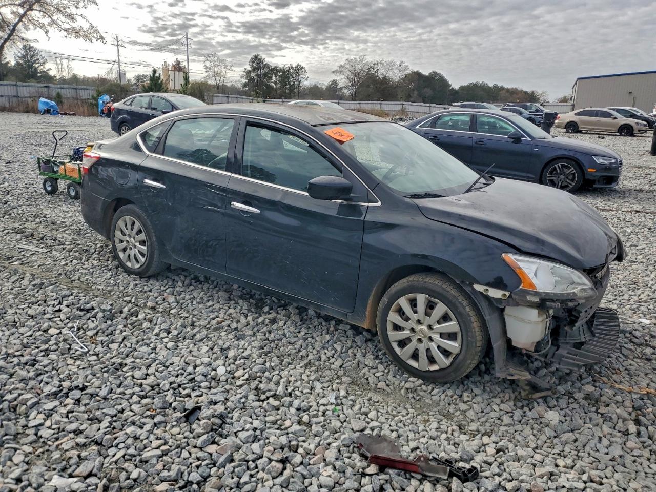2015 NISSAN SENTRA S photo 4