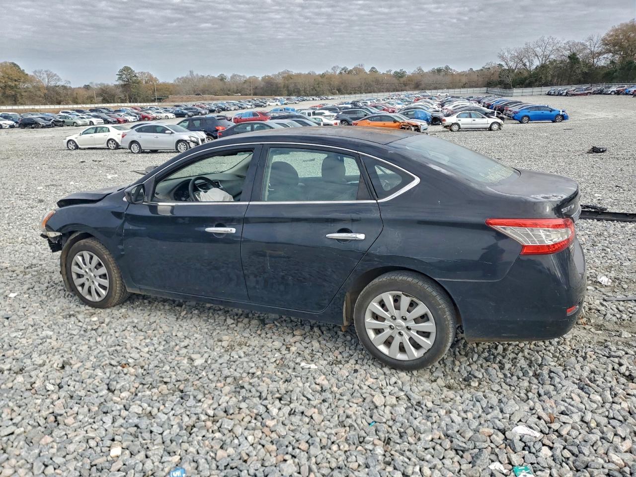 2015 NISSAN SENTRA S photo 2