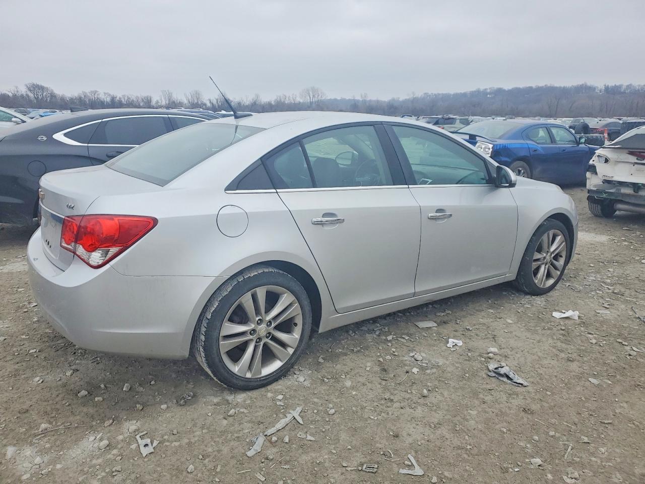 2014 CHEVROLET CRUZE LTZ photo 3
