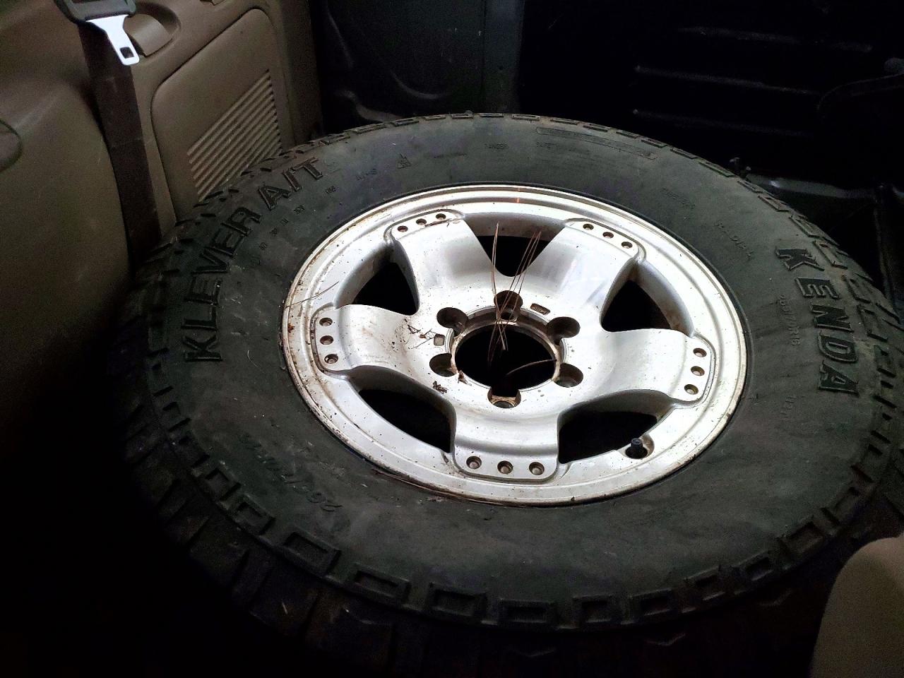2002 TOYOTA SEQUOIA SR5 photo 13
