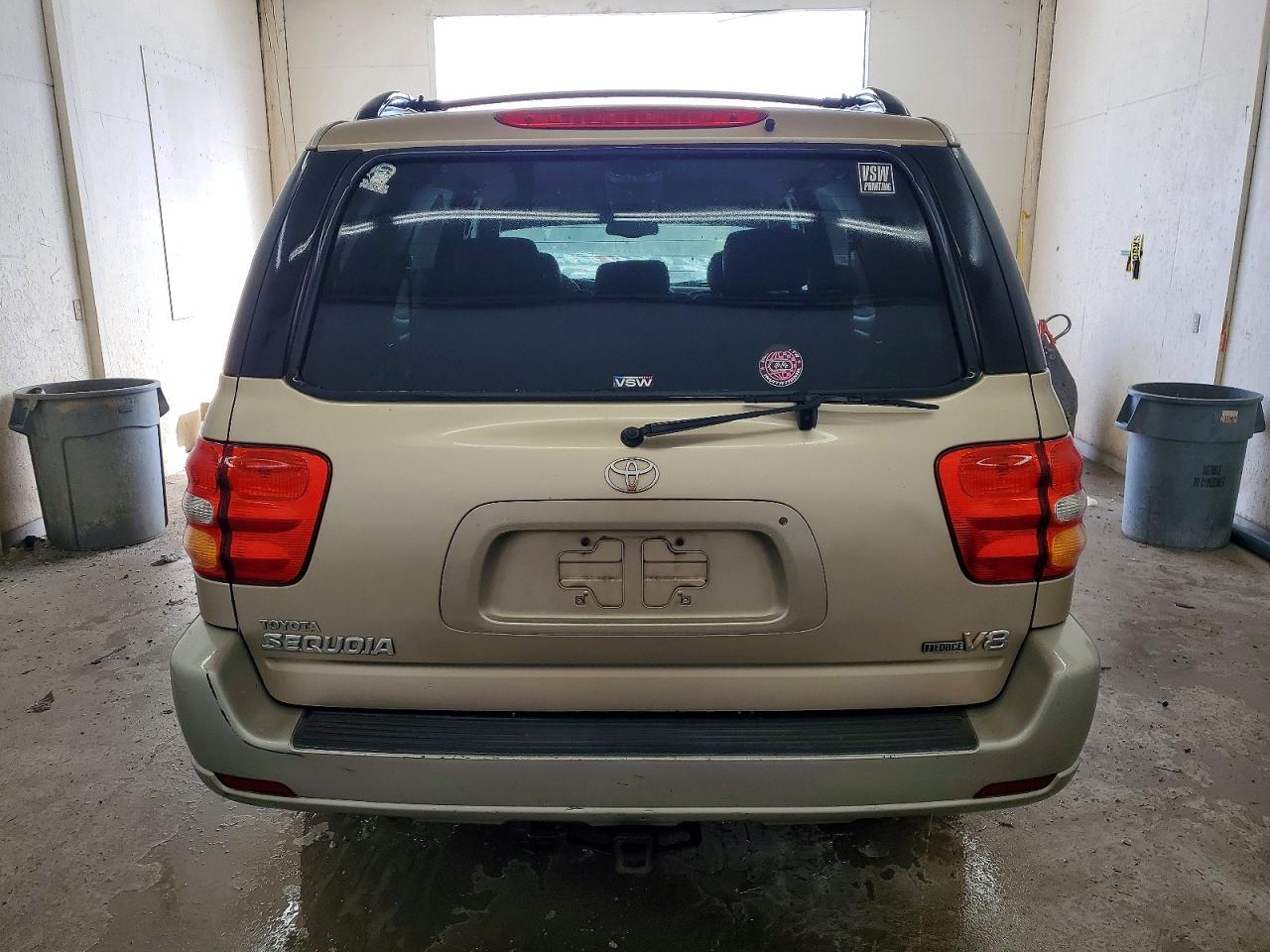 2002 TOYOTA SEQUOIA SR5 photo 6