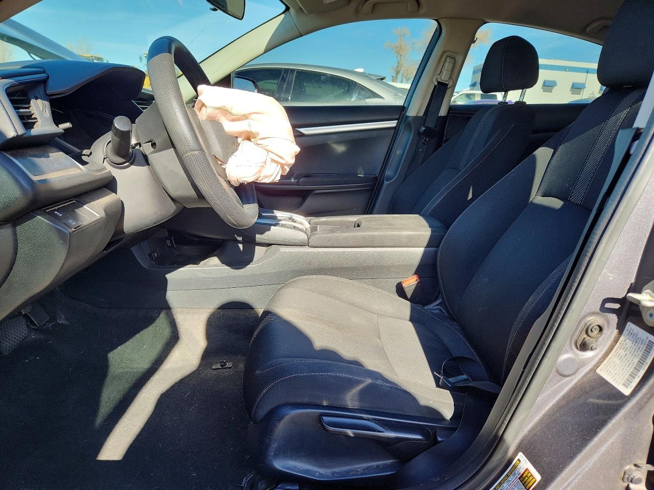 2017 HONDA CIVIC LX photo 7