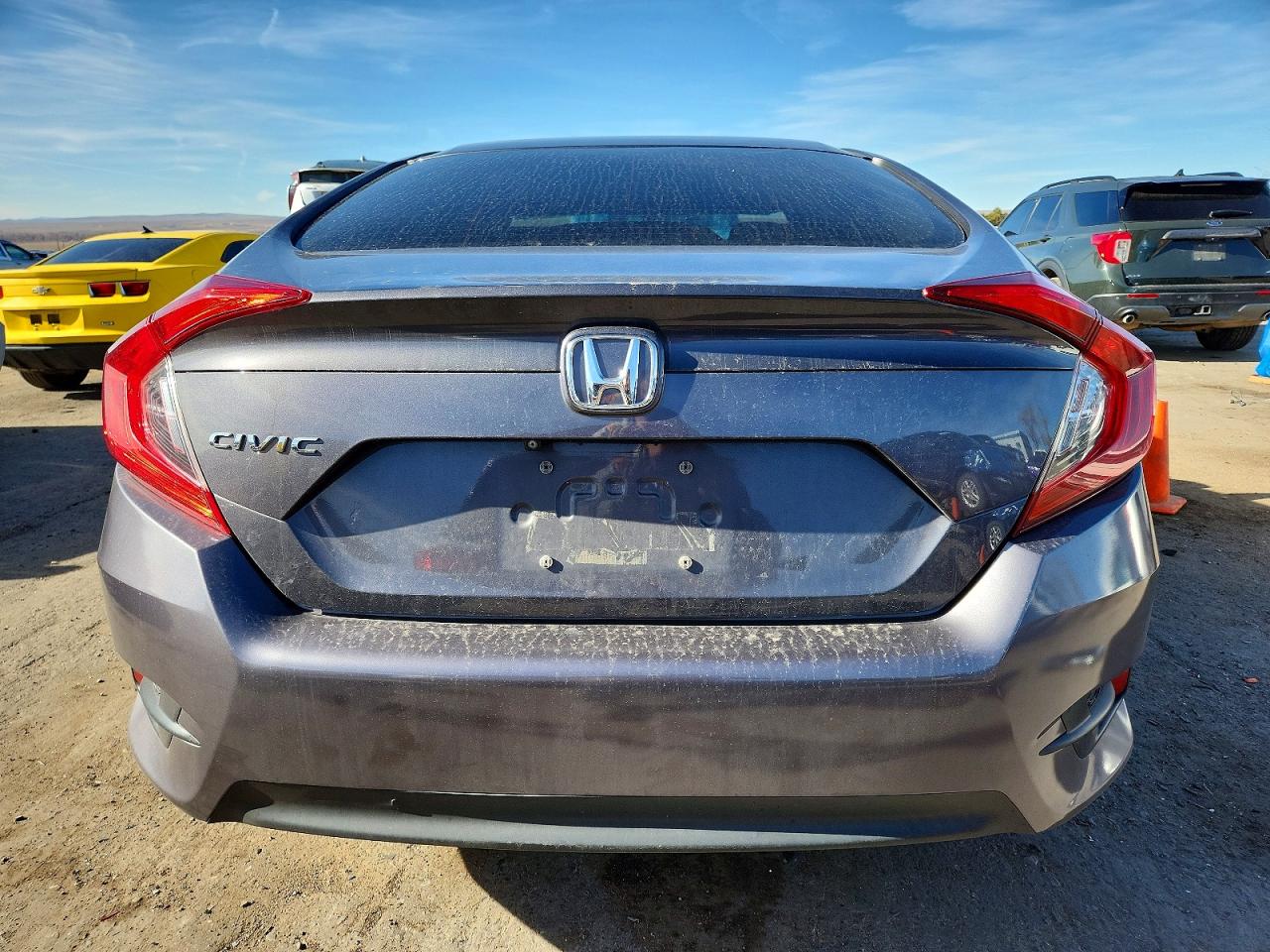 2017 HONDA CIVIC LX photo 6