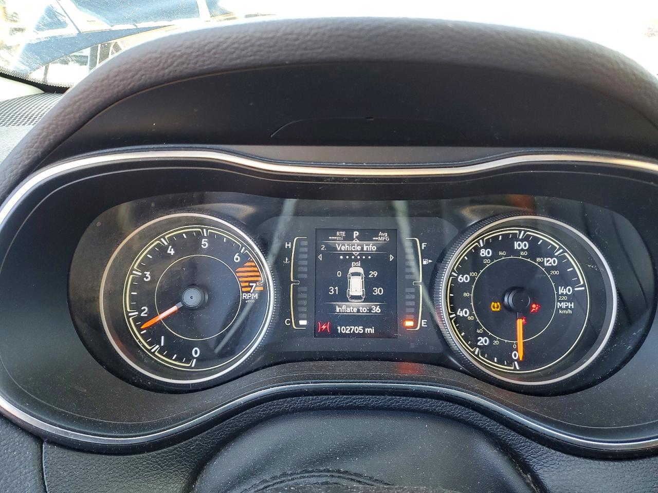 2019 JEEP CHEROKEE LATITUDE PLUS photo 9