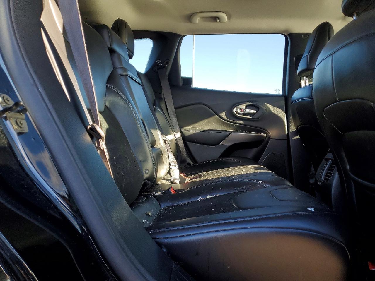2019 JEEP CHEROKEE LATITUDE PLUS photo 11