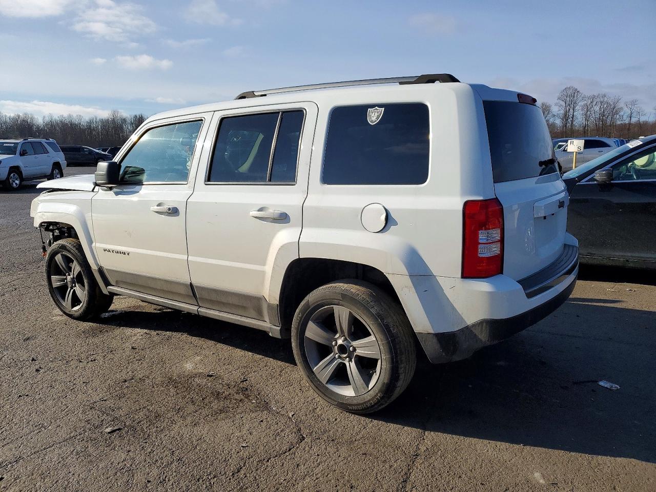 2017 JEEP PATRIOT SPORT photo 2