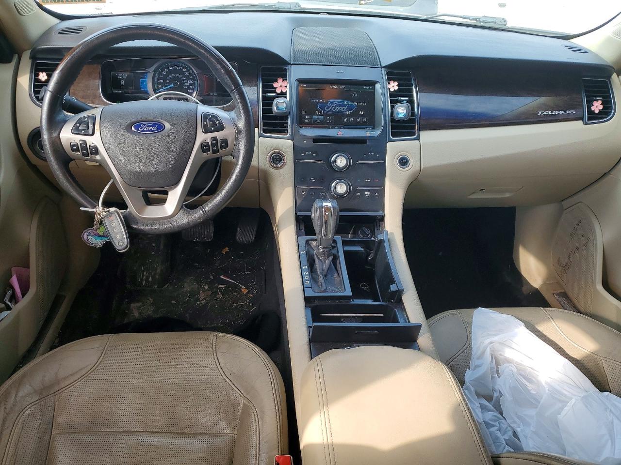2015 FORD TAURUS LIMITED photo 8