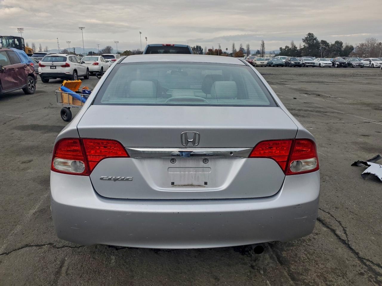 2010 HONDA CIVIC LX photo 6
