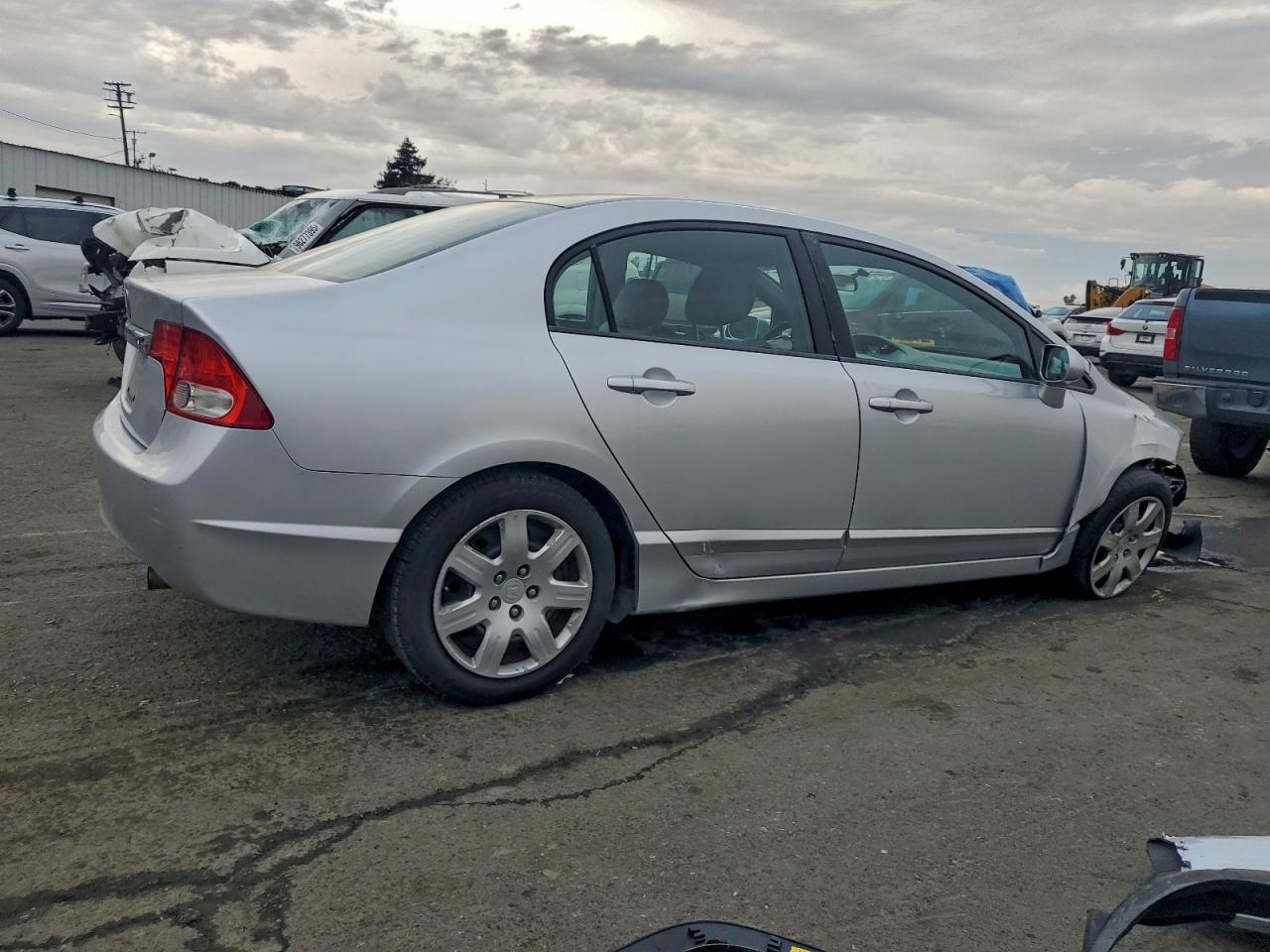2010 HONDA CIVIC LX photo 3